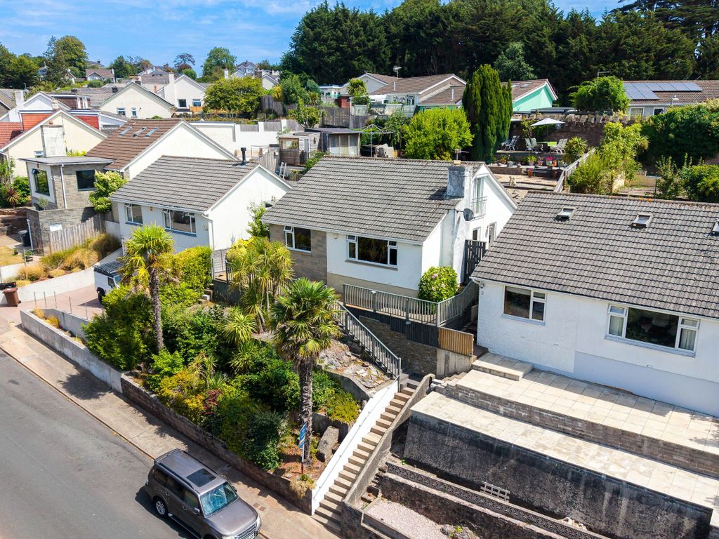 Property photo 1 of 37