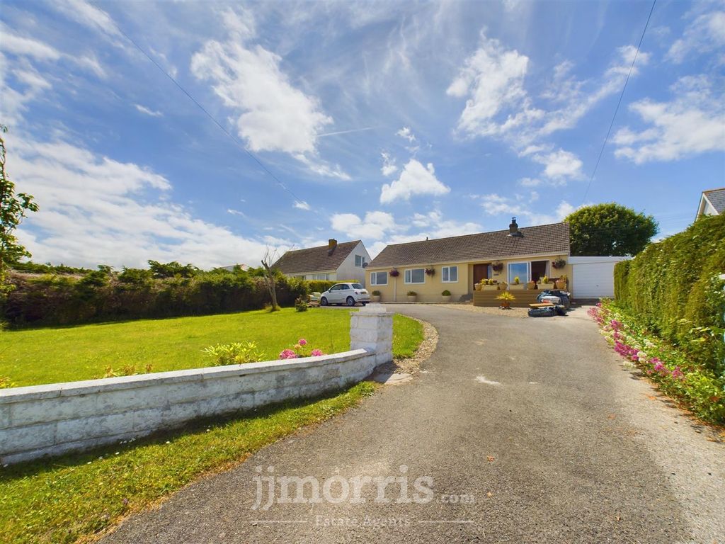 Property photo 2 of 46 Cam03686G0-Pr0099-Still055.Jpg