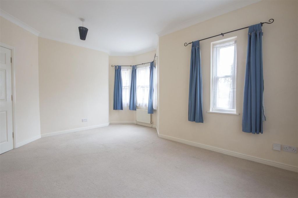 Property photo 3 of 9 C.Jpg
