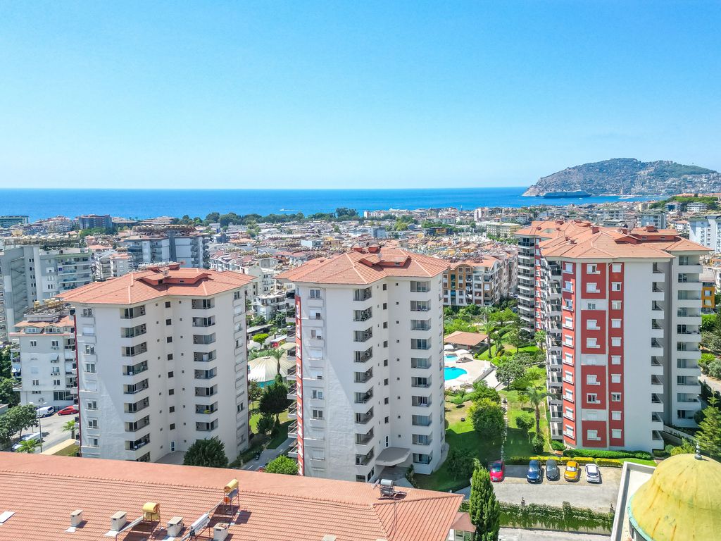 Property photo 3 of 25 Impressive Sea View Apartment In Cikcilli, Alanya For Sale - Near The Seaside