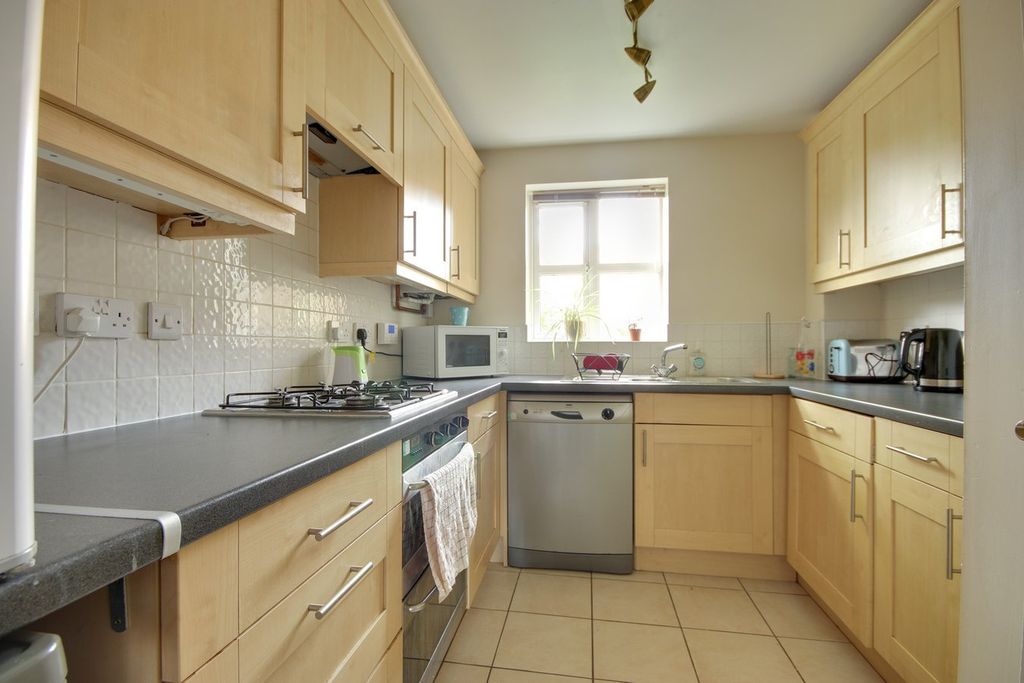 Property photo 3 of 10