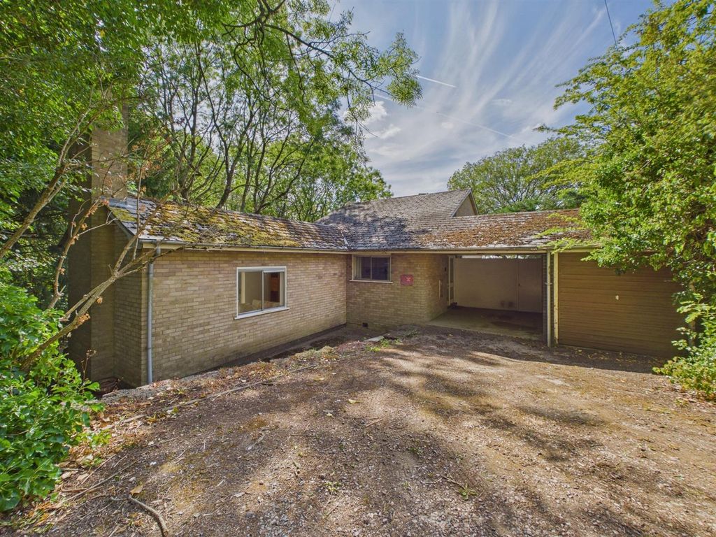 Property photo 1 of 34 Fr.Jpg