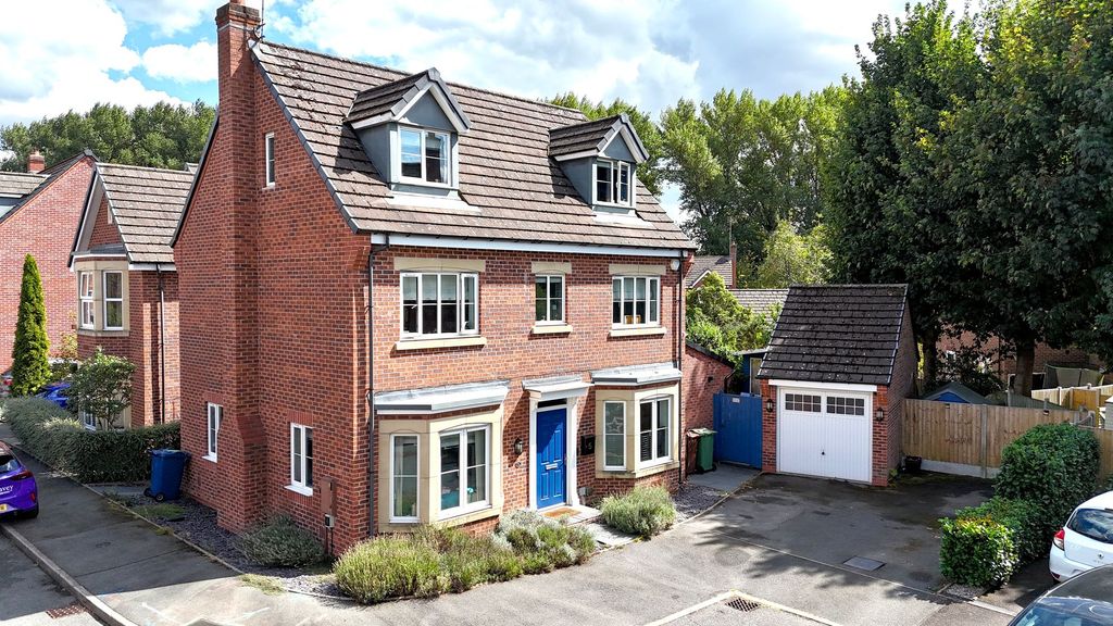 Property photo 1 of 37