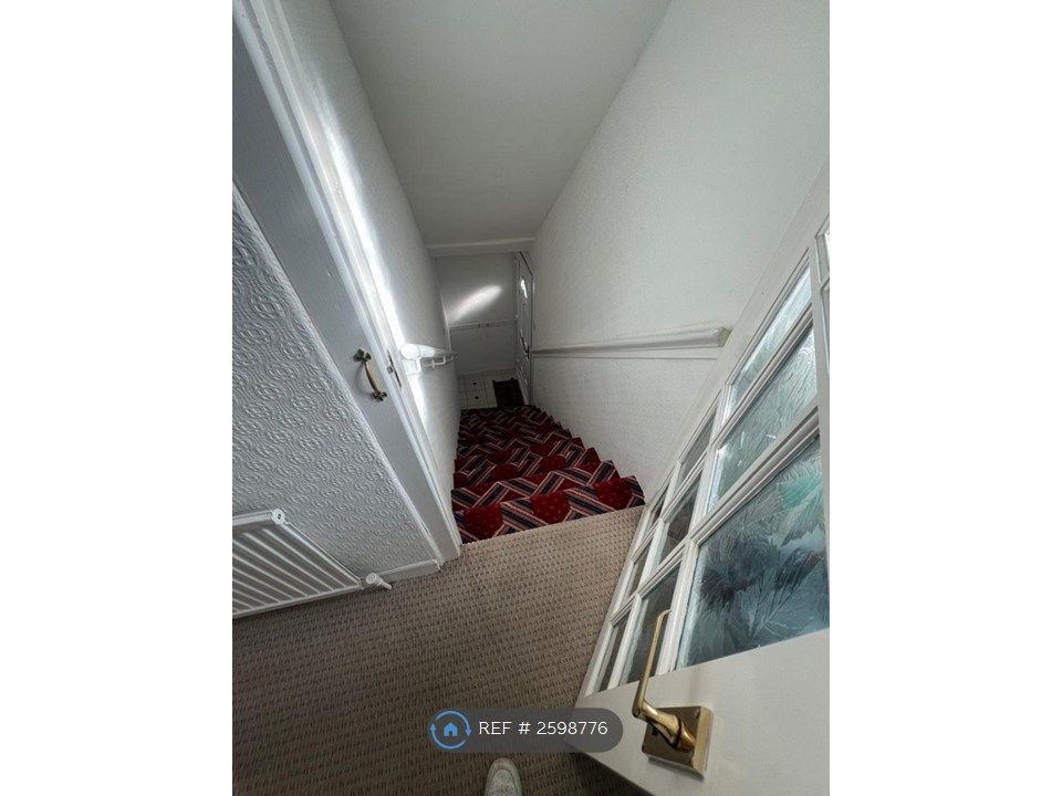 Property photo 3 of 27 Stairs