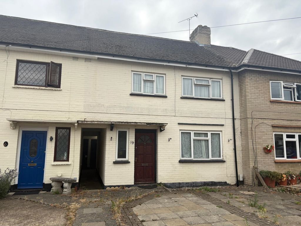 Property photo 1 of 1 Front