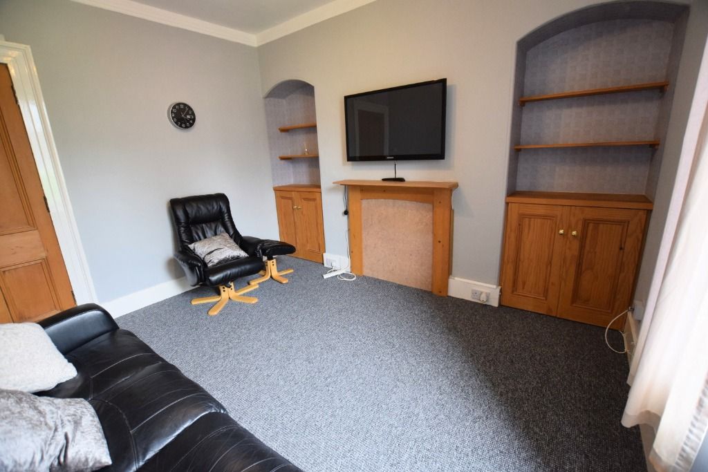 Property photo 3 of 7 Photo 3