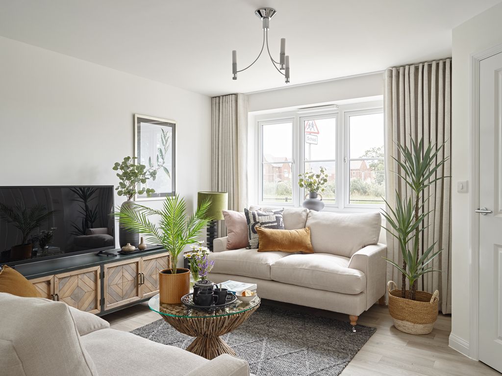 Property photo 2 of 7 Whugg-X327-0002