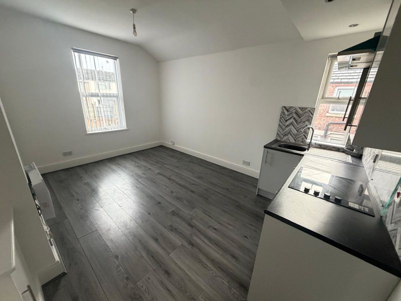 Property photo 3 of 4 Photo 11