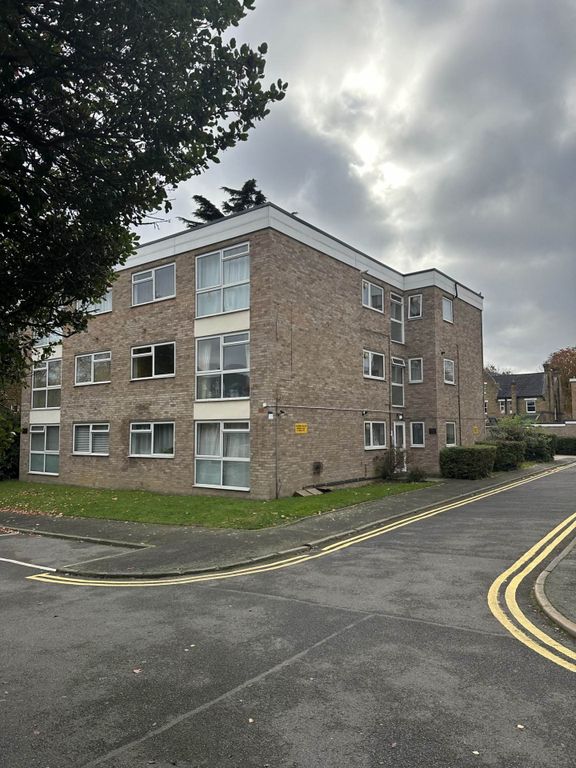 Property photo 2 of 13