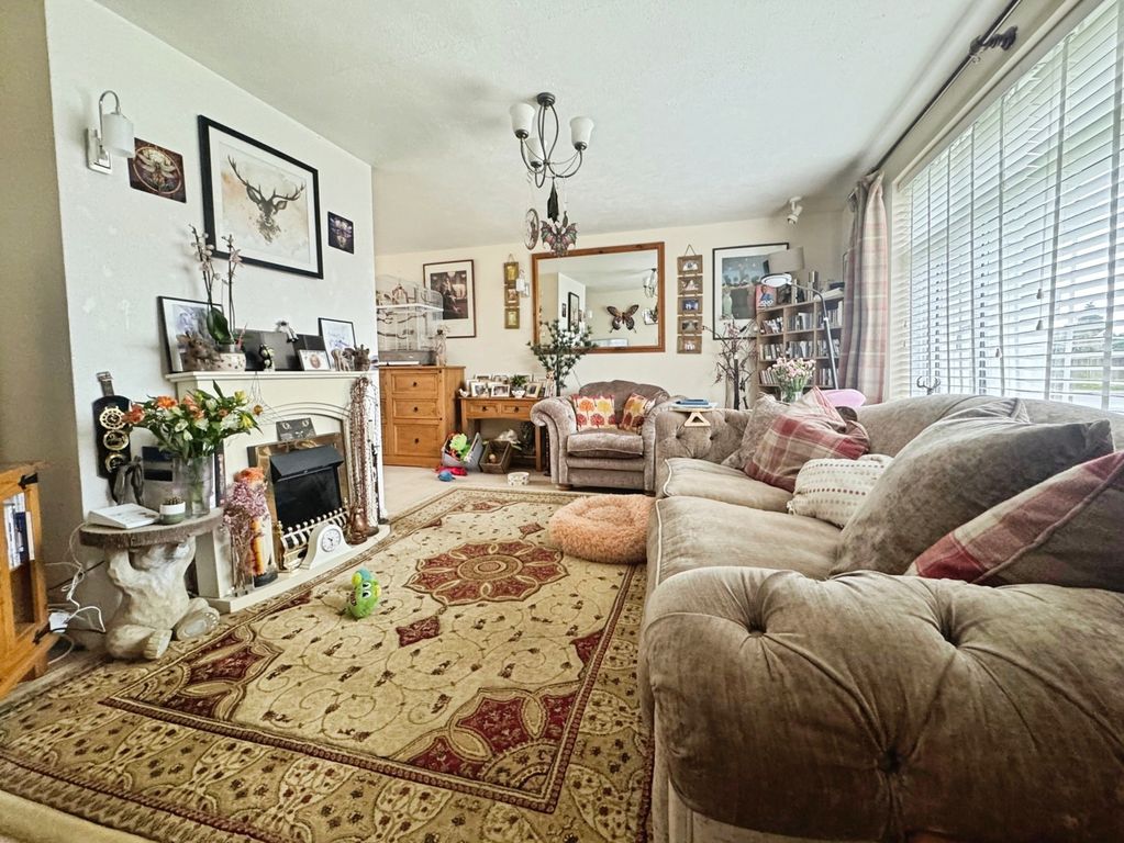 Property photo 2 of 14 Pbox-Img.Jpeg