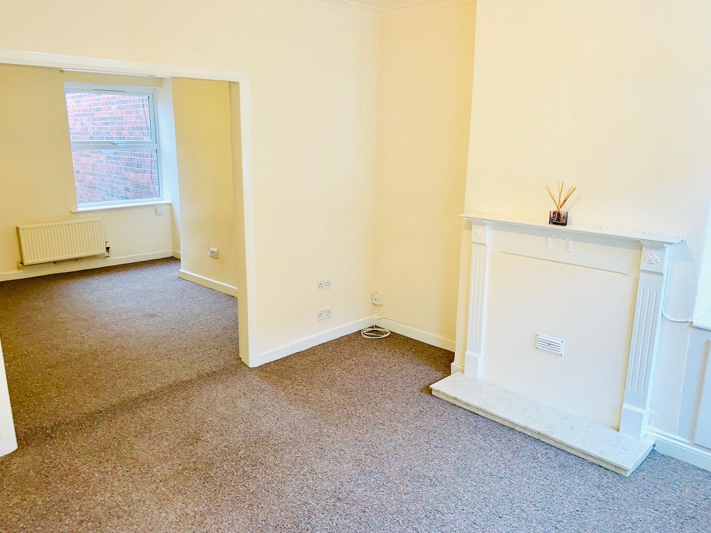 Property photo 2 of 9 Image