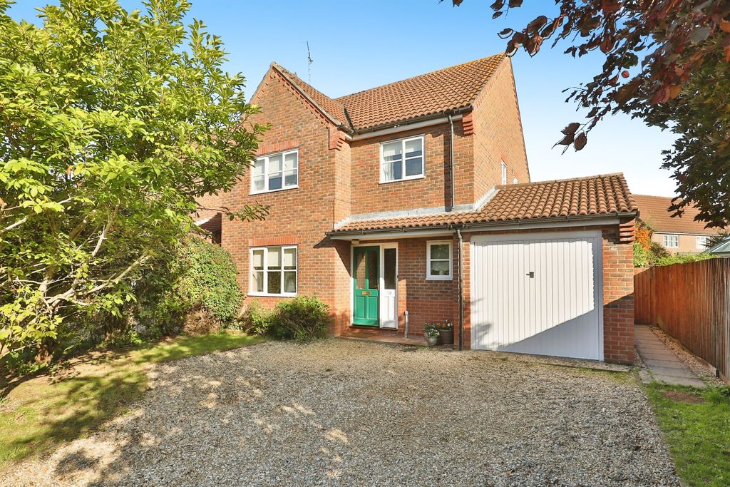 Property photo 1 of 17