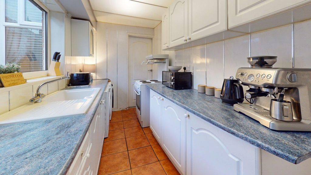 Property photo 3 of 10 3547c187-29d0-42F8-Ab19-34B4c9Ab19Fb.Jpg