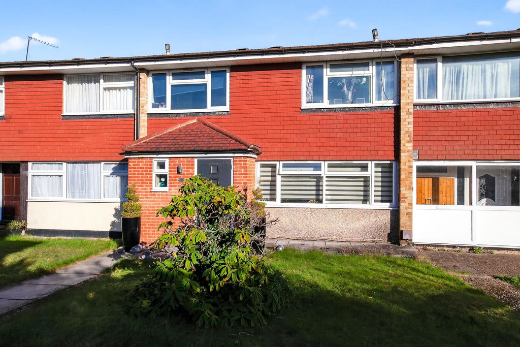 Property photo 2 of 25