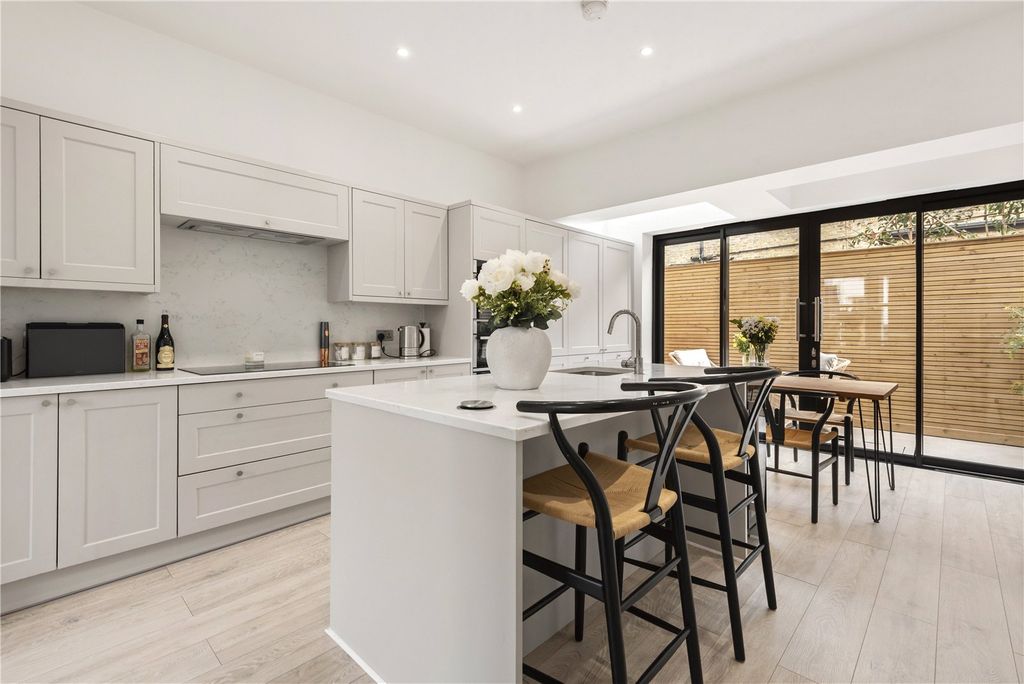 Property photo 1 of 14 Kitchen
