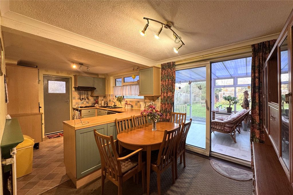 Property photo 2 of 15 Picture No. 13