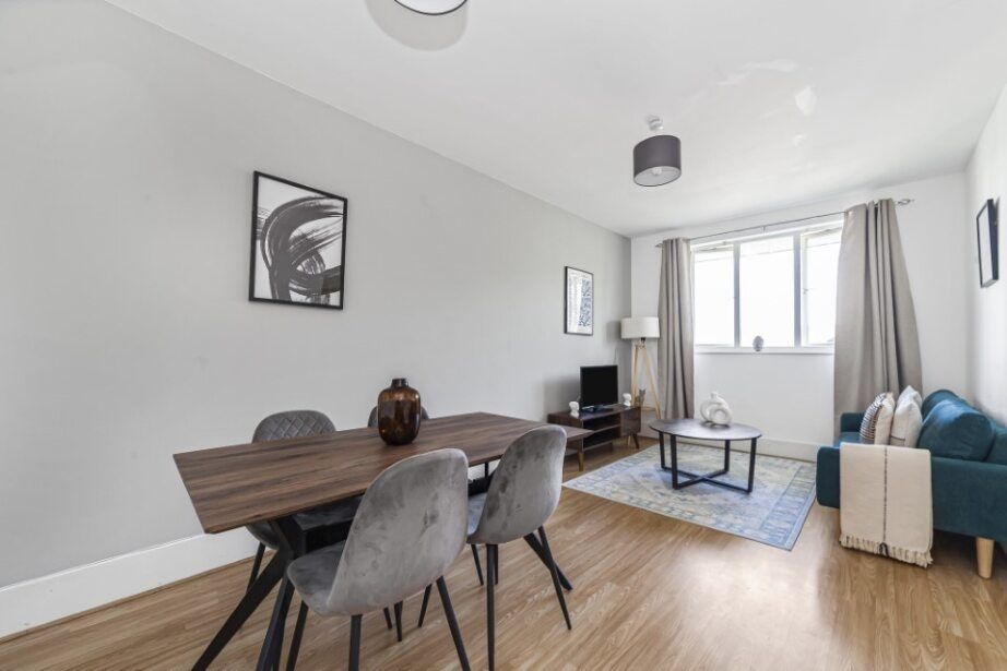 Property photo 2 of 12 Photo 2