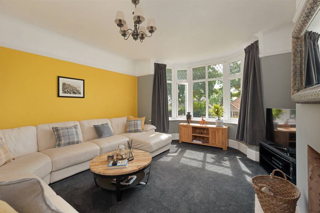 Additional image 9 of 7 bed detached house for saleWinterstoke Crescent, Ramsgate CT11