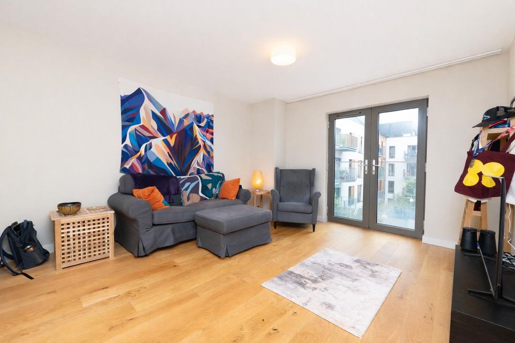 Property photo 2 of 14 Chatgpt Image Jan 30, 2026, 09_27_27 Am.Png