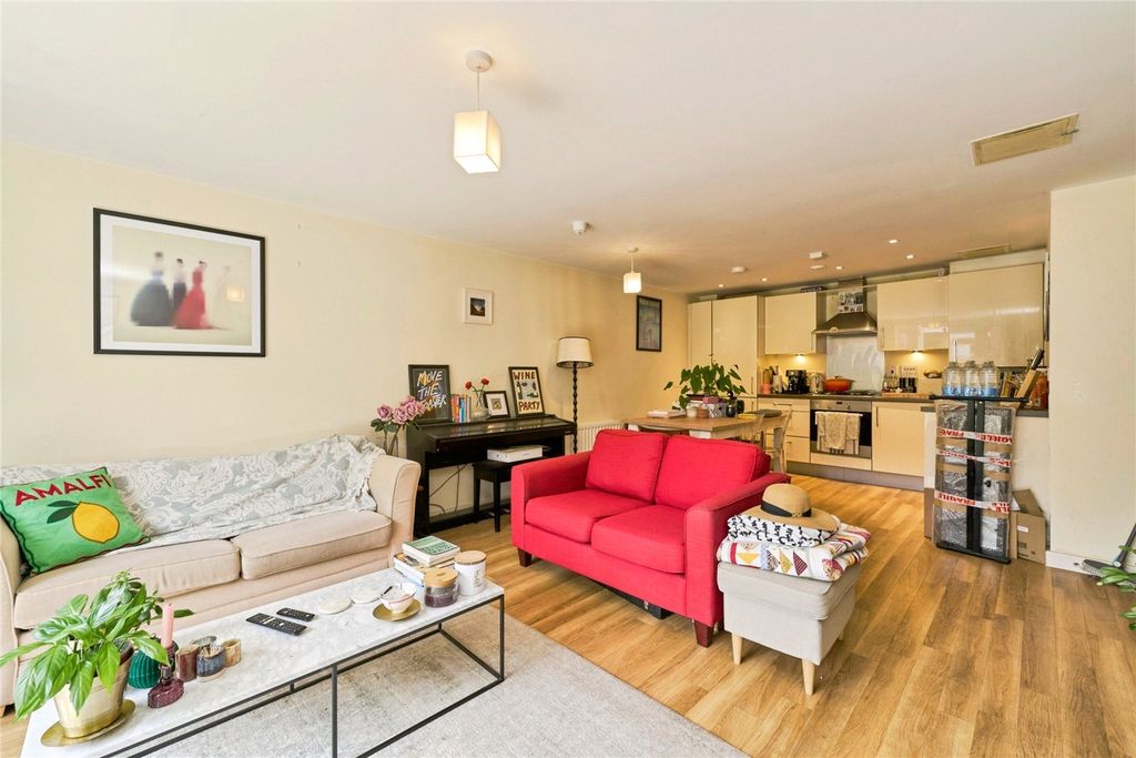 Property photo 3 of 13 Picture No. 06