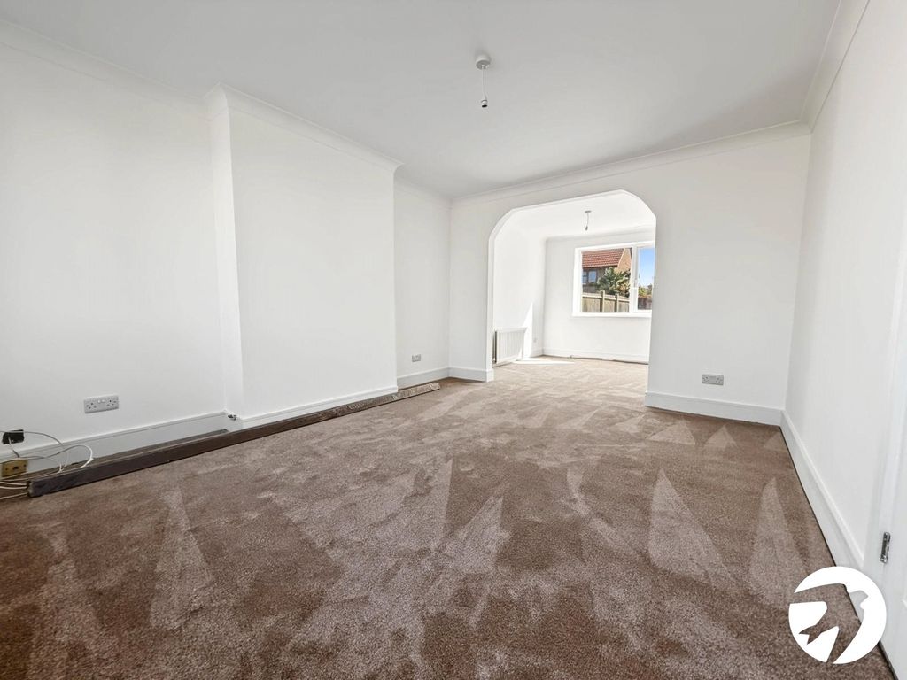 Property photo 2 of 14 Picture No. 03
