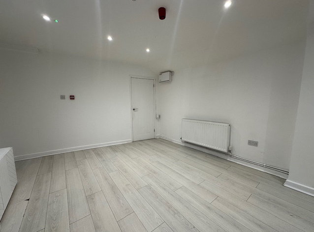 Property photo 3 of 7 Photo 2