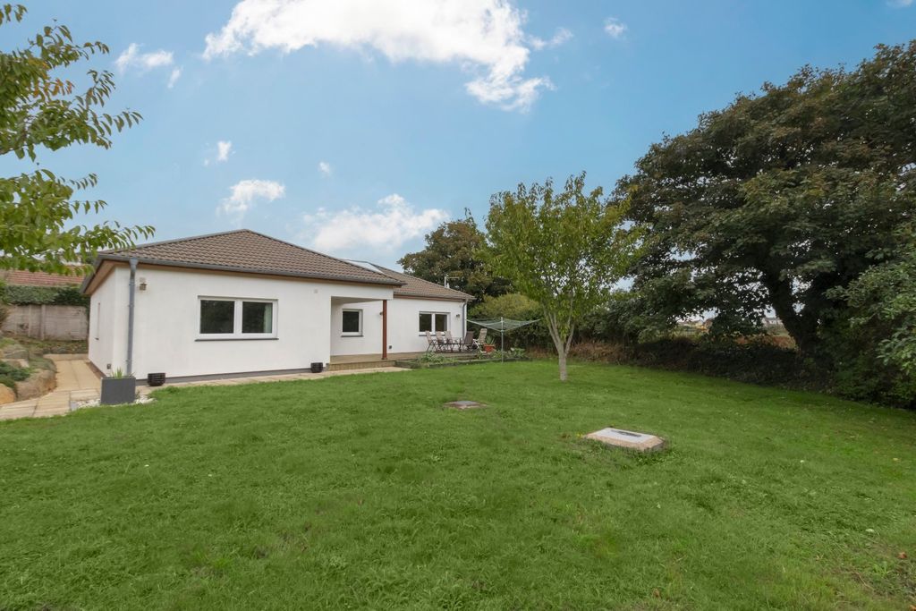 Property photo 1 of 23 Picture No. 42