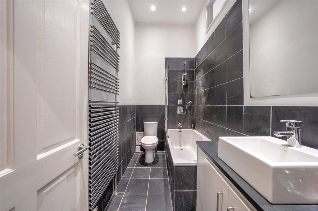 Property photo 3 of 8 Picture No. 03