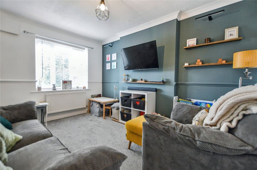 Property photo 3 of 11 Picture No. 06