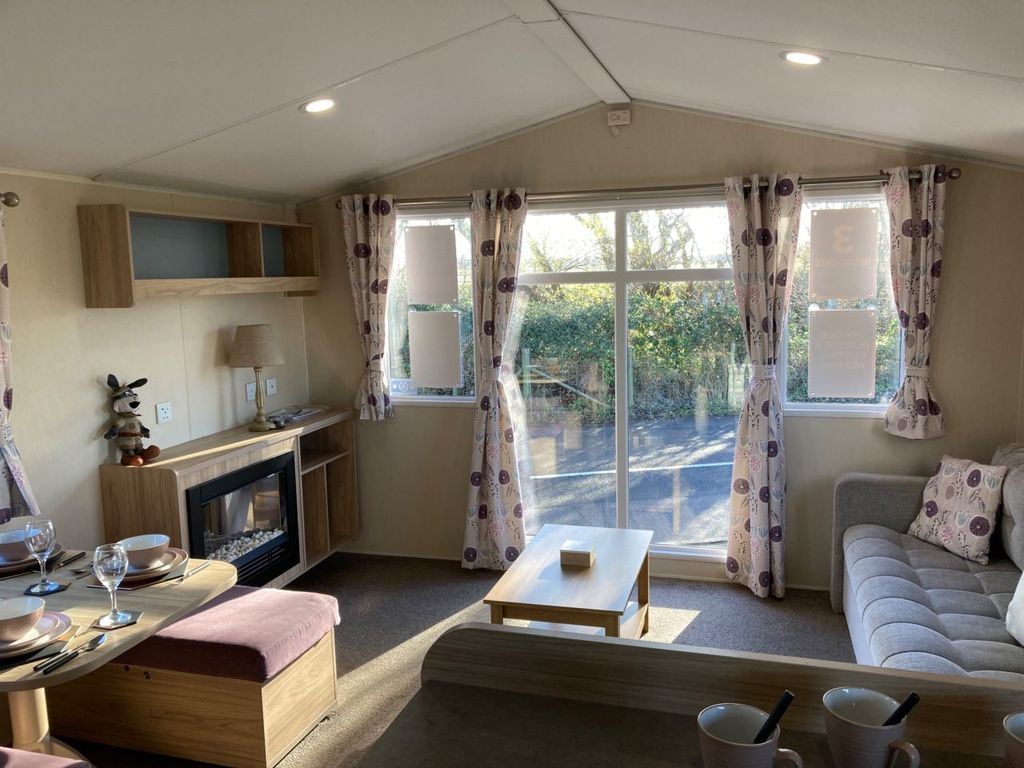 Property photo 1 of 6 Car0025894 - Static Caravan