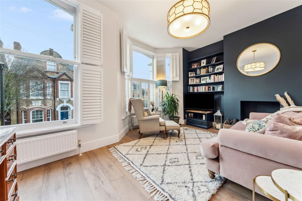 Property photo 1 of 11 3.Jpg