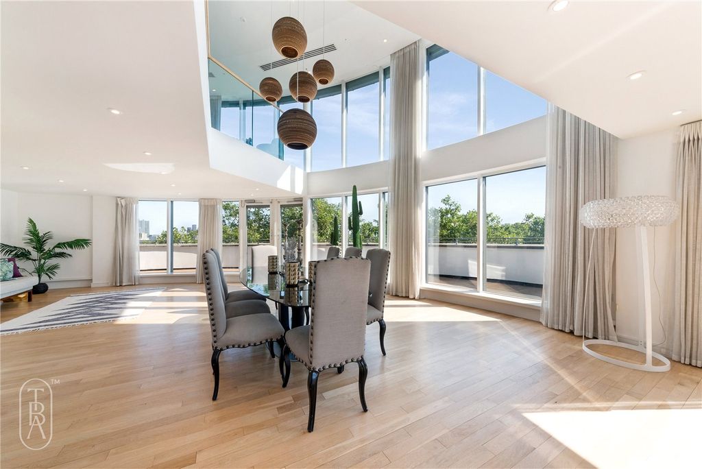 Property photo 1 of 48 Picture No. 44