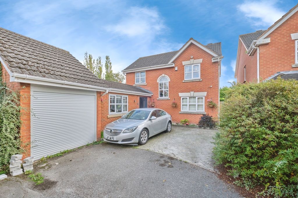 Property photo 1 of 17 Photo