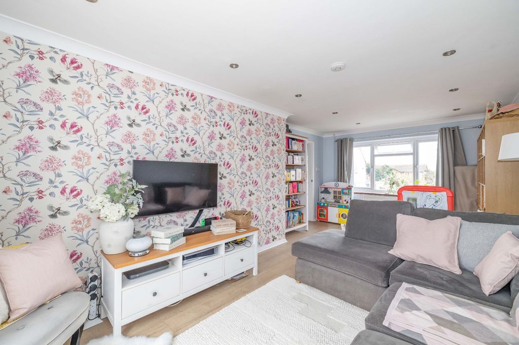 Property photo 2 of 12 Picture 2