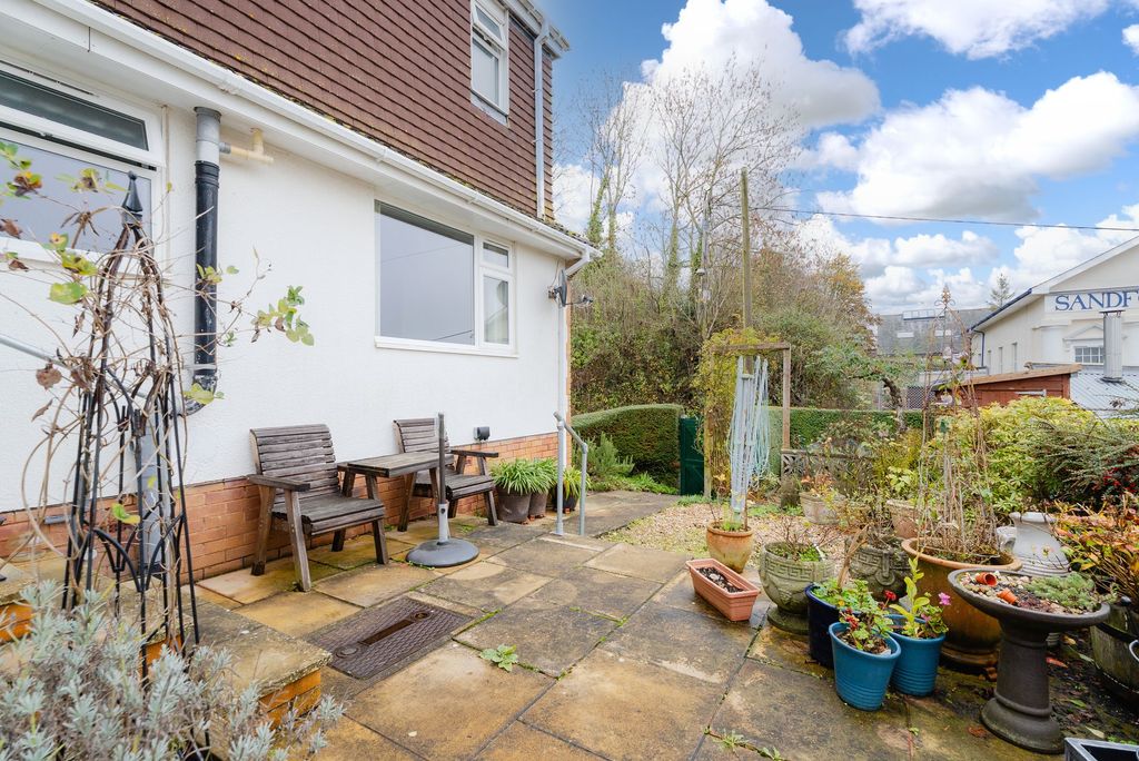 Property photo 3 of 18