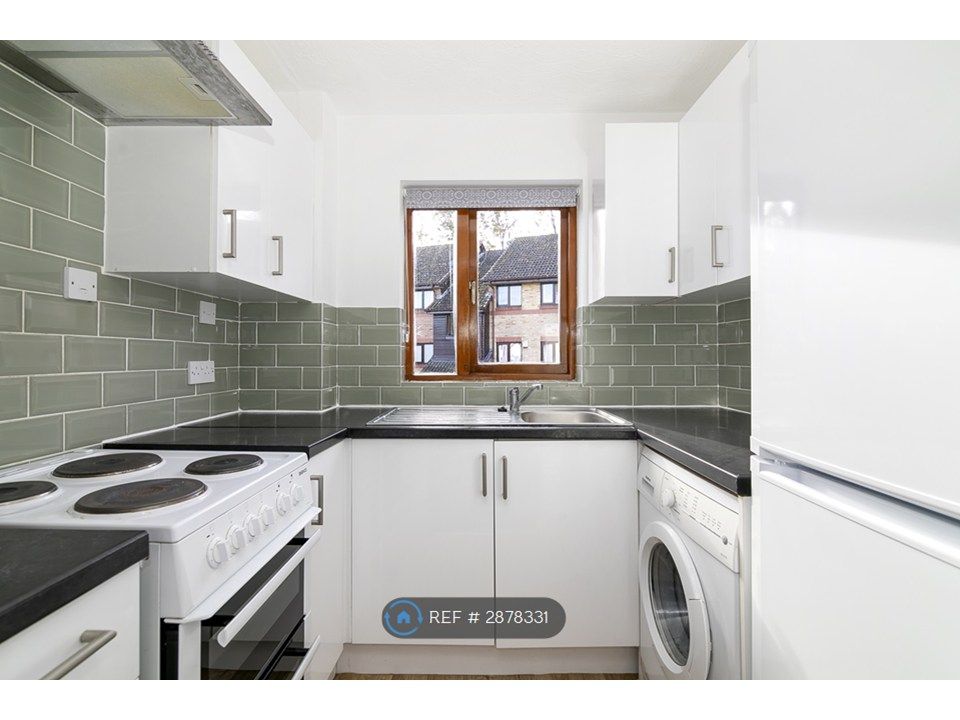 Property photo 2 of 22