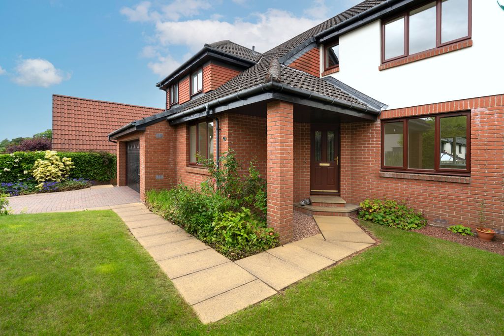 Property photo 3 of 18 Property Image 3