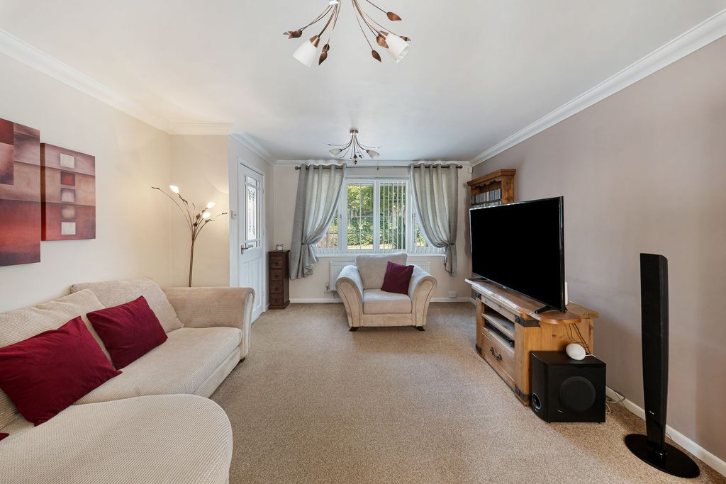 Property photo 3 of 42