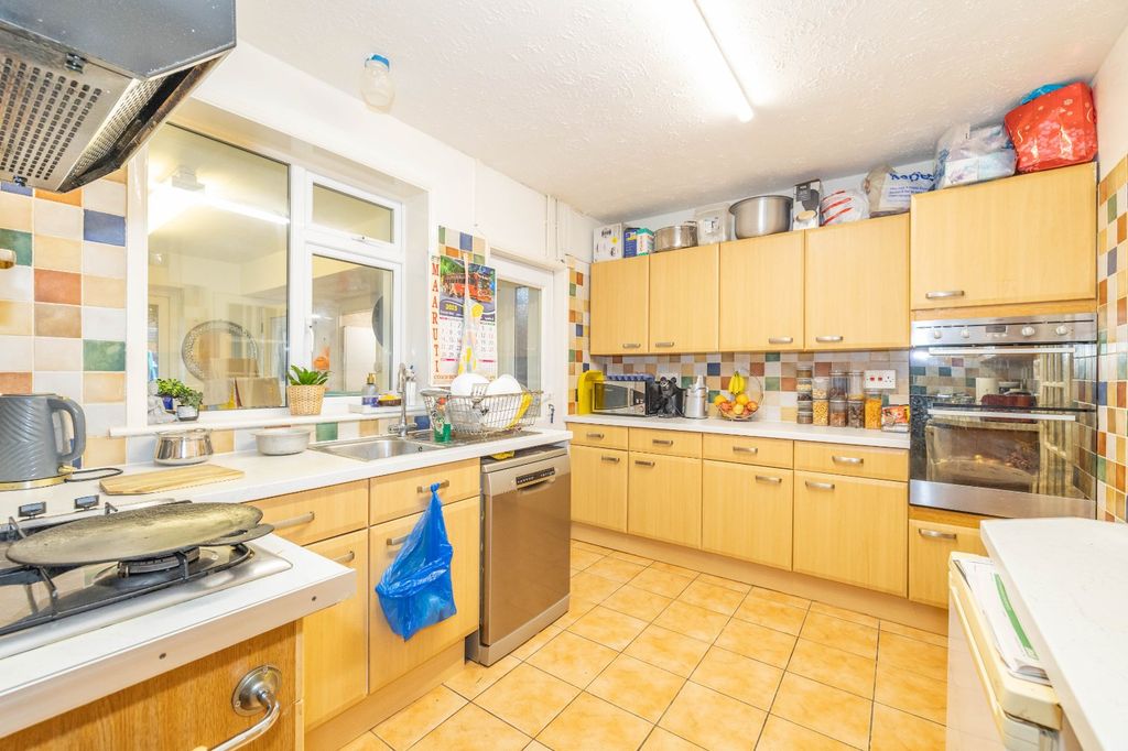 Property photo 3 of 13 Picture 3