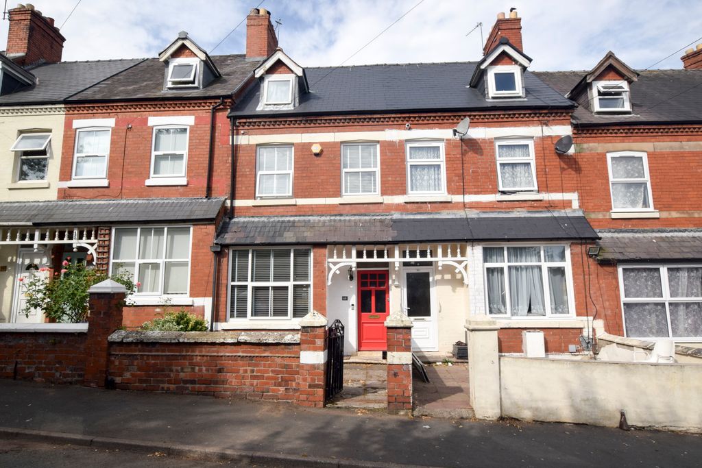 Property photo 1 of 18