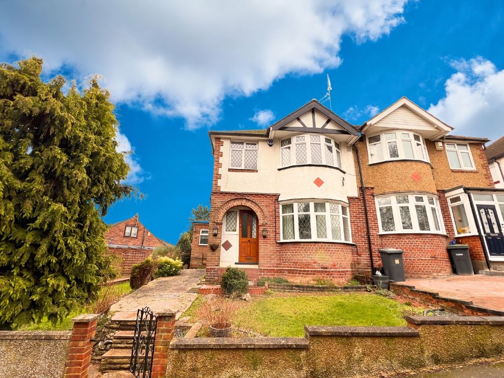 Property photo 1 of 13 3465350