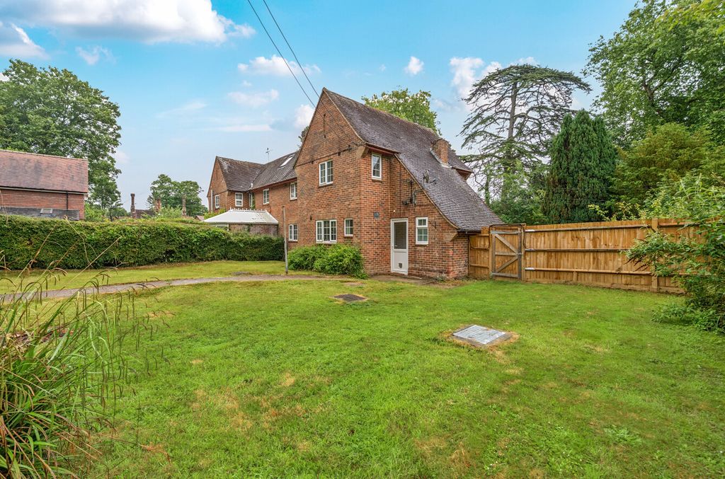 Property photo 3 of 16 1306296-3-6841815...