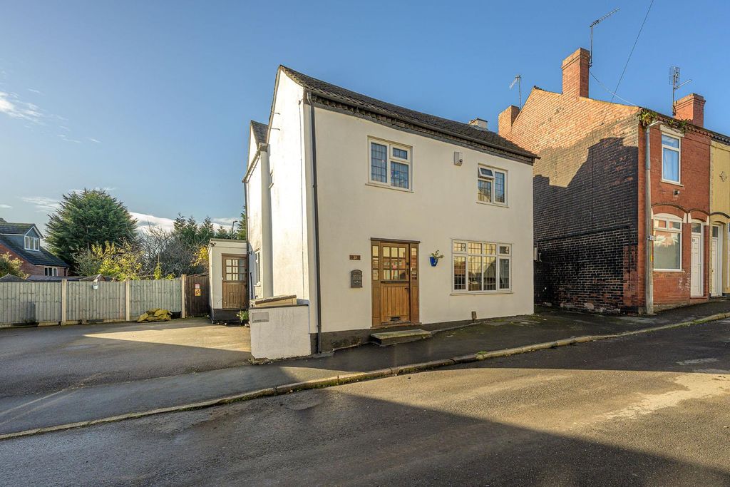 Property photo 1 of 27