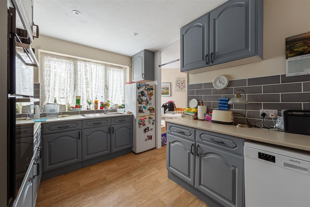 Property photo 3 of 12 094A0860.Jpg