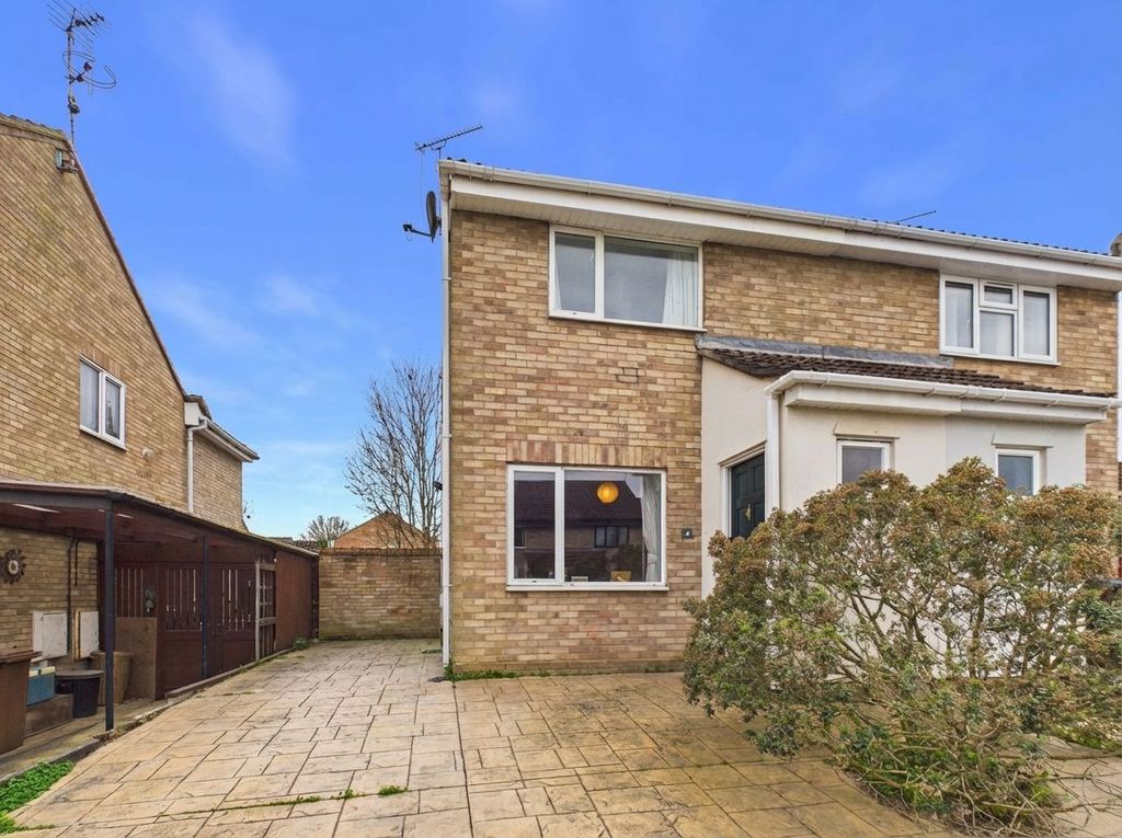 Property photo 1 of 9