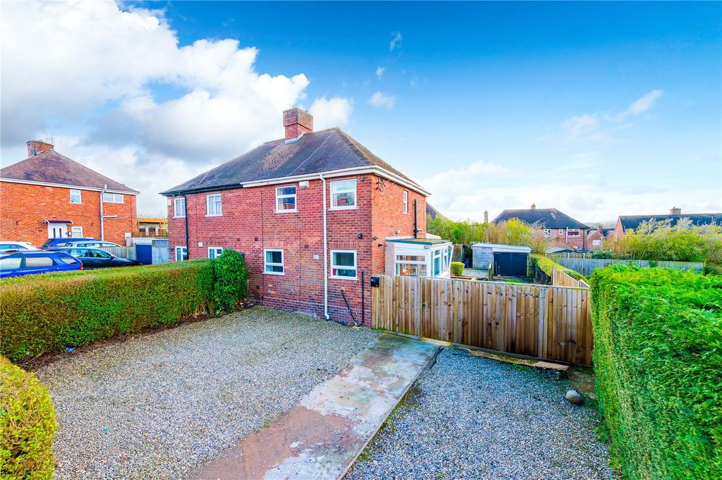 Property photo 1 of 38 Picture No. 40