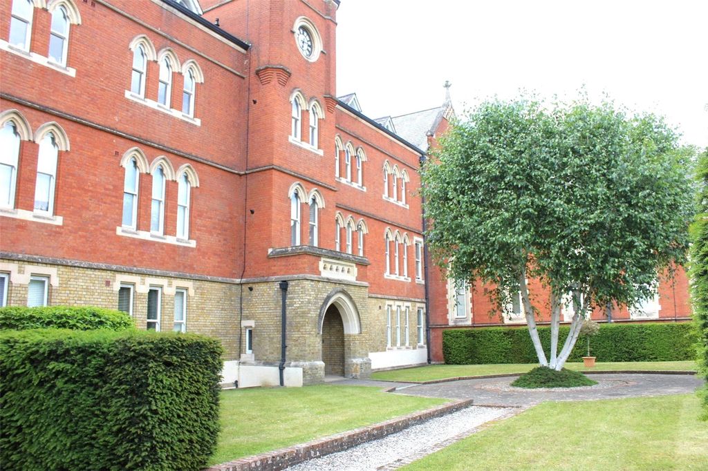 Property photo 1 of 10 Picture No. 20