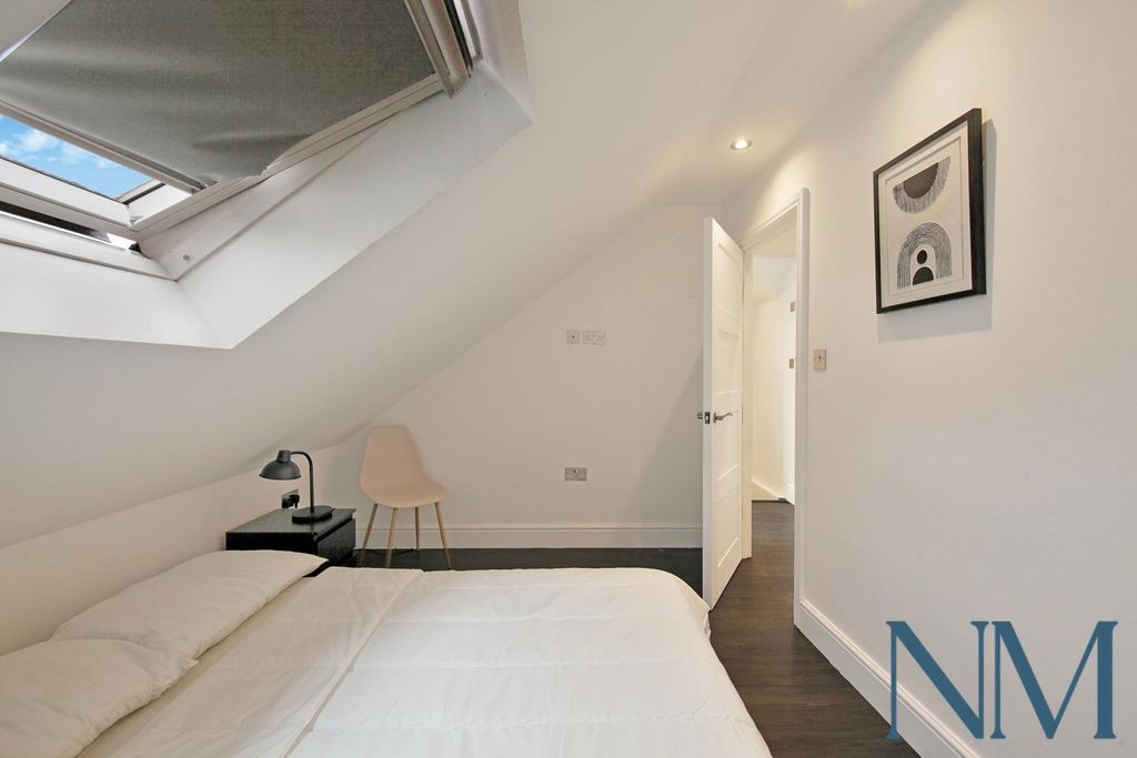 Property photo 2 of 10 Gallery