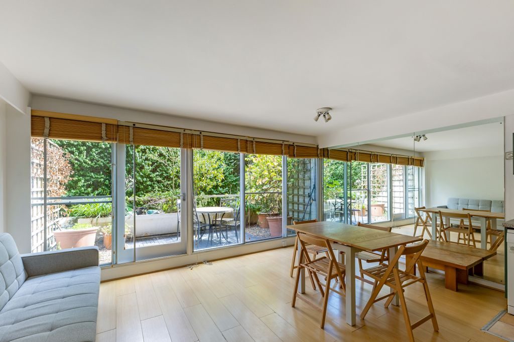 Property photo 1 of 15 Reception