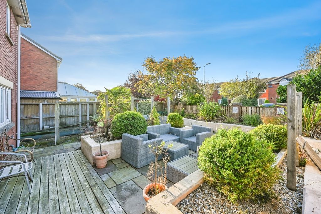 Property photo 3 of 14 Photo